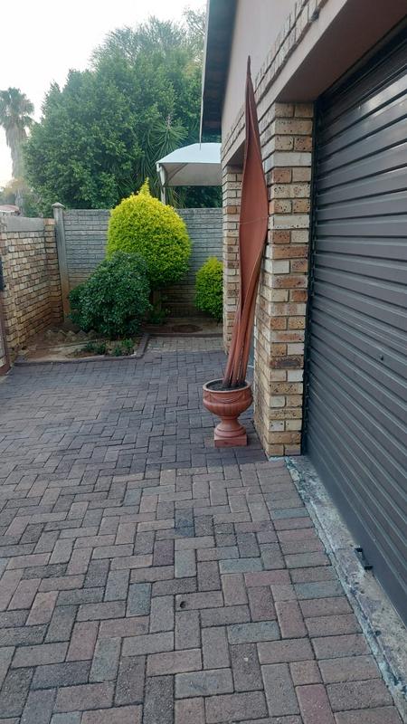 3 Bedroom Property for Sale in Rustenburg North West